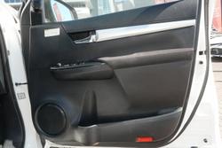 2018 Toyota Hilux SR5