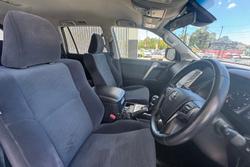 2023 Toyota Landcruiser Prado GXL