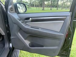 2013 Holden Colorado 7 LTZ RG MY13 4X4 Dual Range Black Sapphire