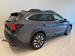 2022 Subaru Outback AWD Touring