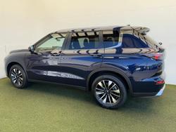 2025 Mitsubishi Outlander LS