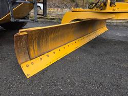 2016 Caterpillar 140M3