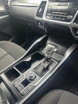 2022 Kia Sorento Sport