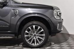 2023 Ford Everest Platinum