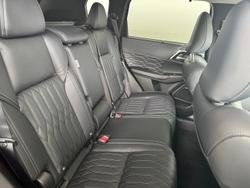 2025 Mitsubishi Outlander Exceed