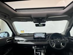 2025 Mitsubishi Outlander Exceed