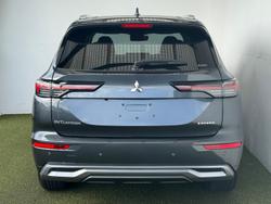 2025 Mitsubishi Outlander Exceed