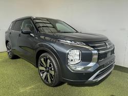 2025 Mitsubishi Outlander Exceed