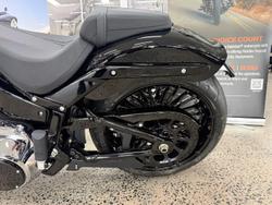 2025 Harley-Davidson Breakout 117 (FXBR) Softail Black