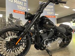 2025 Harley-Davidson Breakout 117 (FXBR) Softail Black