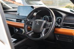 2022 Mitsubishi Outlander Exceed Tourer