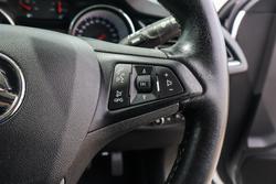 2019 Holden Commodore RS