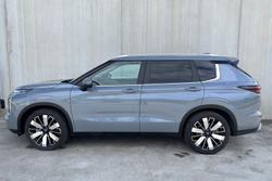 2025 Mitsubishi Outlander Aspire