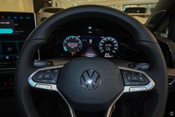 2025 Volkswagen Golf 110TSI R-Line