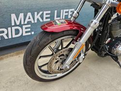 2015 HARLEY-DAVIDSON XL1200C 1200 CUSTOM Red