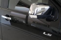 2017 Isuzu D-MAX X-RUNNER