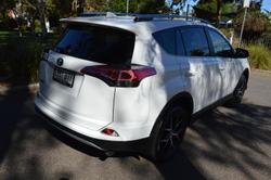 2017 Toyota RAV4 GXL ZSA42R Crystal Pearl
