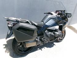 2026 BMW Motorrad R 1300 RT TRIPLE BLACK BLACK STORM METALLIC