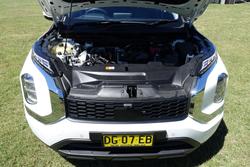 2022 Mitsubishi Outlander ES ZM MY23 White