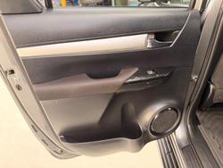 2017 Toyota Hilux SR5