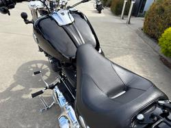 2014 HARLEY-DAVIDSON BREAKOUT Orange