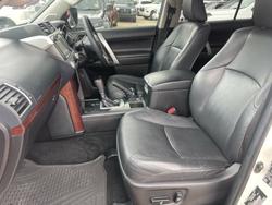 2017 Toyota Landcruiser Prado VX