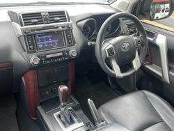 2017 Toyota Landcruiser Prado VX
