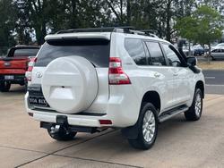 2017 Toyota Landcruiser Prado VX