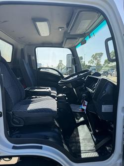 2022 Isuzu Isuzu Nnr 45-150 Vanpack NNR 45/150 PANTEC