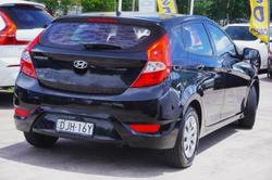 2016 Hyundai Accent Active