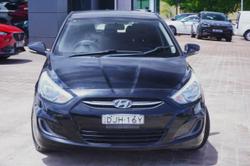 2016 Hyundai Accent Active