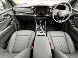 2025 Isuzu MU-X LS-T