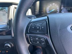 2022 Ford Everest Titanium