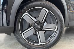 2025 Jaecoo J7 SHS Track