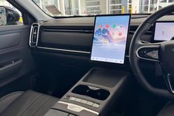 2025 Jaecoo J7 SHS Track