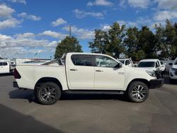 2020 Toyota Hilux SR5