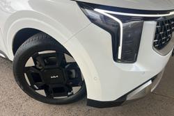 2024 Kia Carnival GT-Line