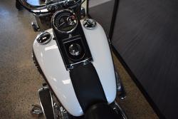 2005 Harley-davidson FLSTN SOFTAIL DELUXE BLACK