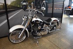 2005 Harley-davidson FLSTN SOFTAIL DELUXE BLACK
