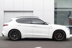 2019 Alfa Romeo Stelvio Quadrifoglio