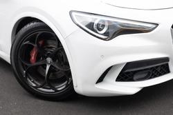 2019 Alfa Romeo Stelvio Quadrifoglio