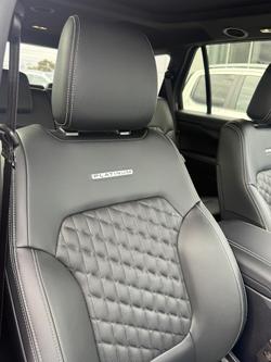 2025 Ford Everest Platinum