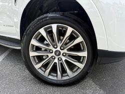 2025 Ford Everest Platinum