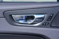 2021 Volvo XC60 T5 Inscription