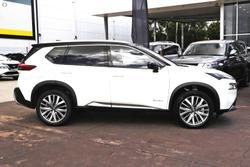 2025 Nissan X-TRAIL Ti-L e-POWER T33 MY25 Four Wheel Drive Ivory Pearl / Black Roof
