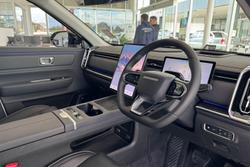 2025 Jaecoo J7 SHS Summit