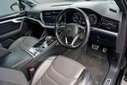 2021 Volkswagen Touareg 210TDI Wolfsburg Edition