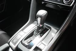 2019 Honda Civic VTi-S