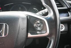 2019 Honda Civic VTi-S