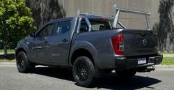 2022 Nissan Navara SL